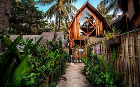 Gili Treehouses